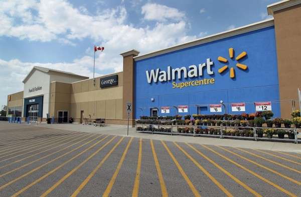 WINDSOR, ON: SEPTEMBER 13, 2012 -- Walmart is pictured in Windsor on Wednesday, September 13, 2012. (TYLER BROWNBRIDGE / The Windsor Star) *for Barry Holmes expense story.