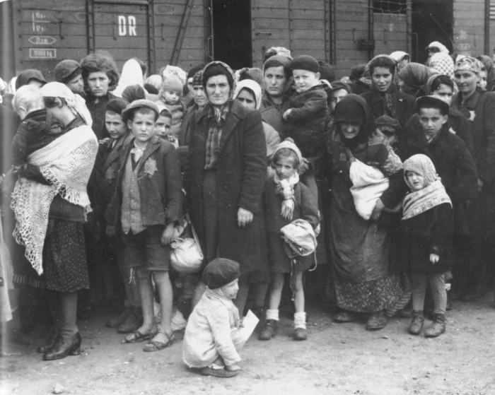 Светлый ангел из Освенцима: трагический подвиг Гизелы Перл белые страницы истории,всемирная история