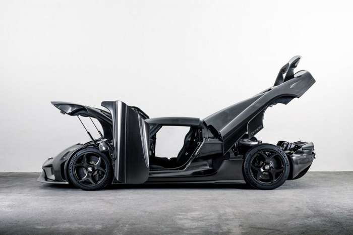 Koenigsegg Naked Carbon: первый гиперкар с кузовом из голого углеродного волокна   авто