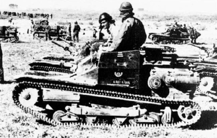 Сабли, молотки и навоз: 5 странных способов борьбы с танками война