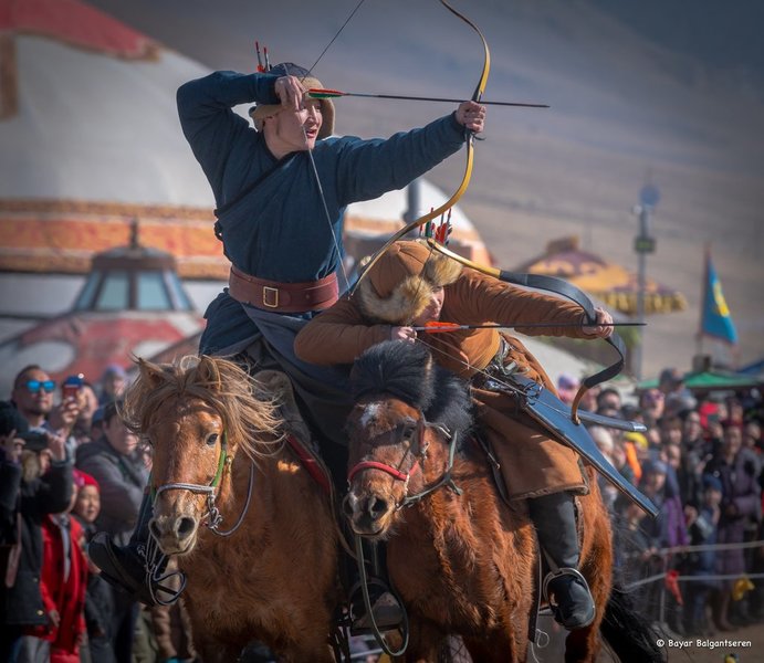 Фестиваль беркута в Монголии. Улан-Батор. 4 марта 2019 года. Дальние дали