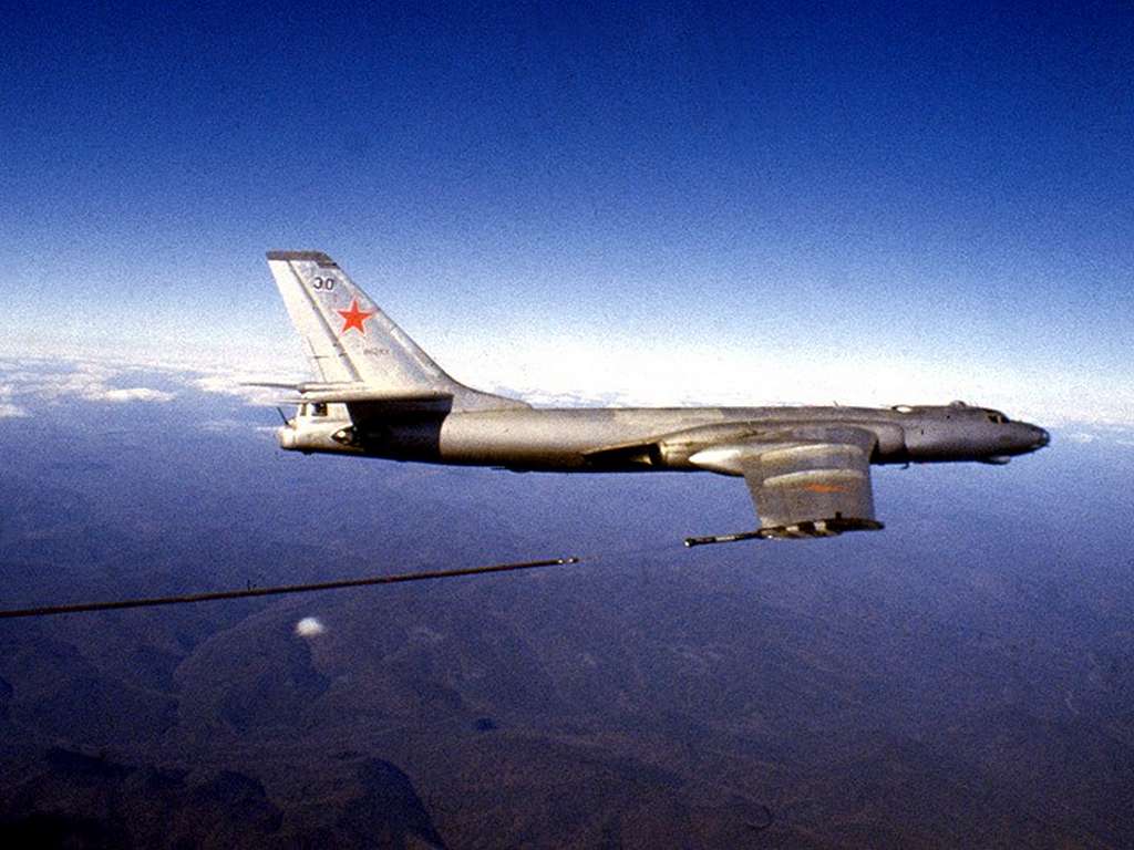 9000 метров до жизни: уникальный случай из истории дальней авиации СССР Война и мир