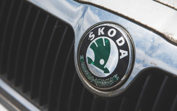 Британец за 10 лет собрал 70 автомобилей Skoda: причина такого поступка заставит задуматься автомобили