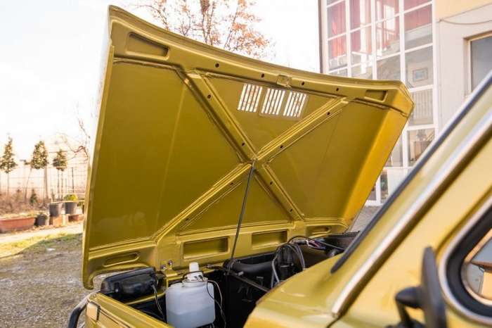 Lada Niva с кузовом кабриолет построенная в Греции   авто