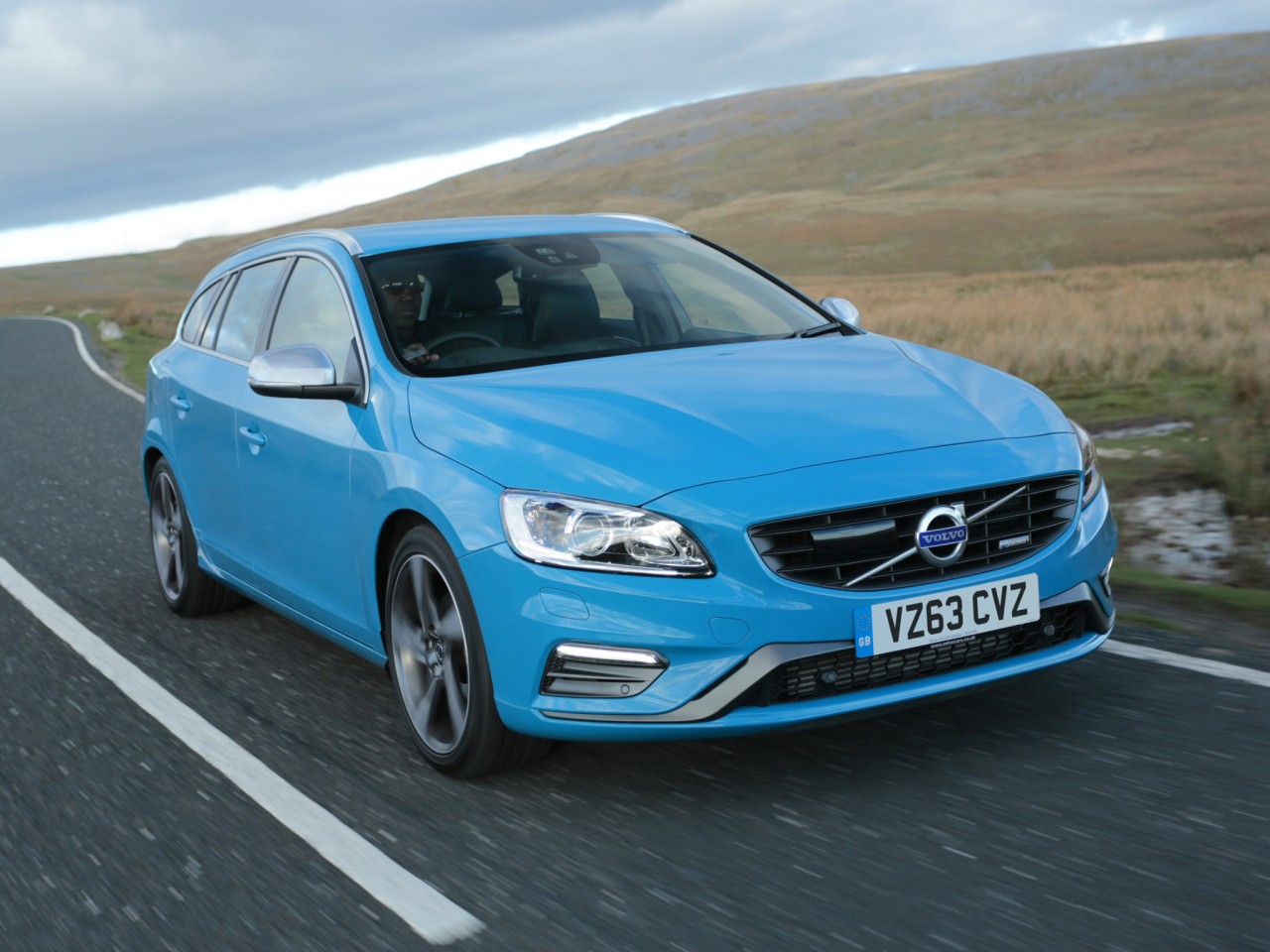 Автомобили Volvo перестанут разгоняться больше 180 км/ч курилка