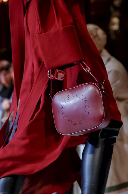 Неделя моды в Париже: Наталья Водянова, Тина Кунаки, Опра Уинфри на показе Stella McCartney осень-зима 20190/2020 thereshegrows