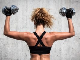 Чудова життєва історія про підготовку дівчини до літа