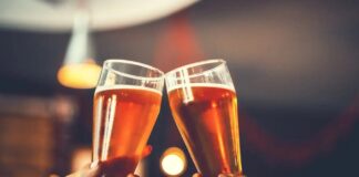 Чому ми п’ємо занадто багато: науковий погляд на силу алкоголю