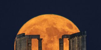 Perché la Luna Blu non è blu e cos’è in realtà una Superluna