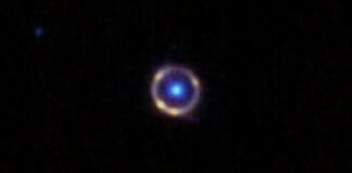 Come un dilettante ha utilizzato i dati di James Webb per catturare un anello di Einstein perfetto